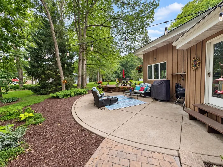656 S 300 W, Hebron, IN 46341 - #2