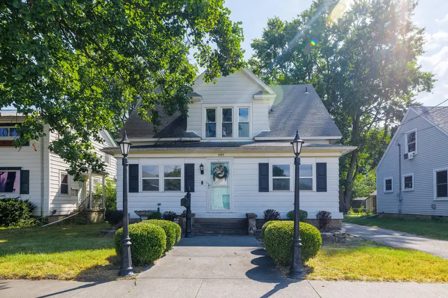 737 N College Avenue, Rensselaer, IN 47978 - #2