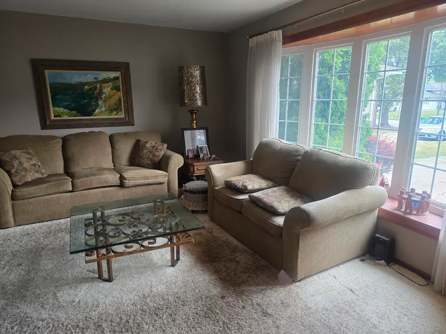 1819 Azalea Drive, Munster, IN 46321 - #2