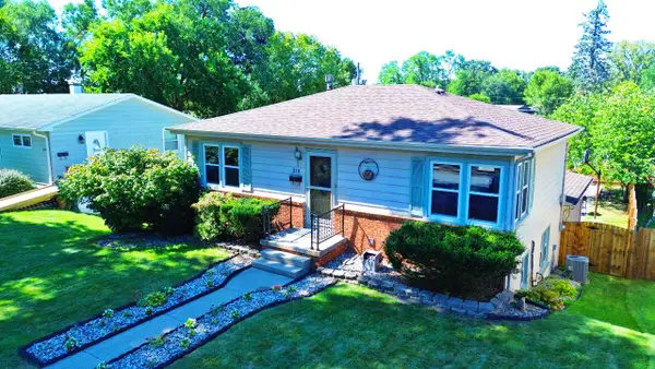 210 Michigan Street, Porter, IN 46304