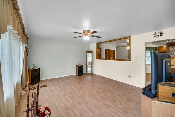 628 Oxbow Road, Valparaiso, IN 46385