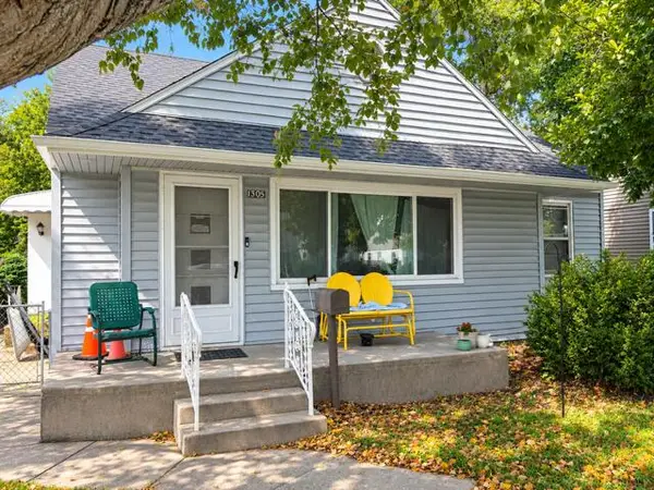 1305 N Kaley Street, South Bend, IN 46628