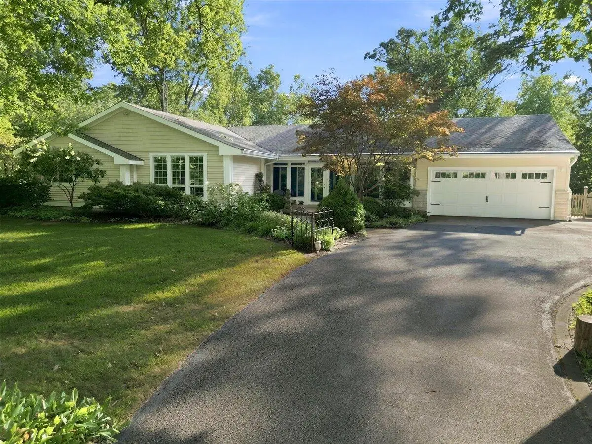 8811 Ainsworth Road, Hobart, IN 46342 - #1