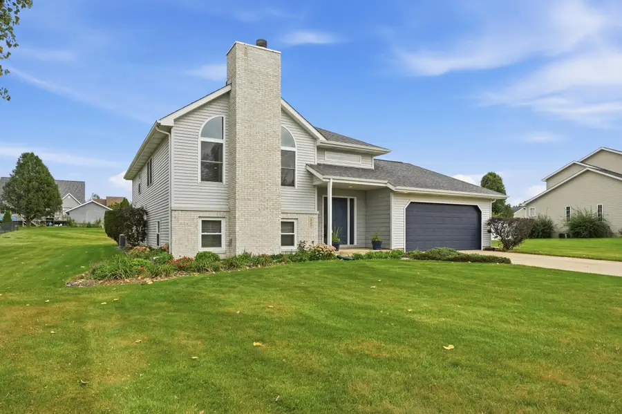 565 Waterford Lane, Valparaiso, IN 46385 - #2