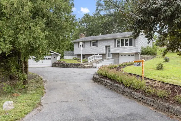 6561 W Johnson Road, La Porte, IN 46350
