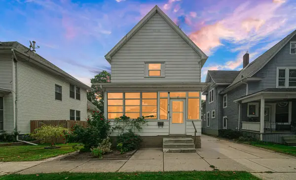 404 Maple Avenue, La Porte, IN 46350