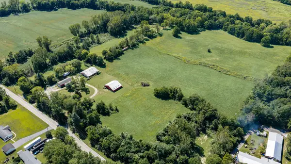 1226 N County Line Road #1, Westville, IN 46391