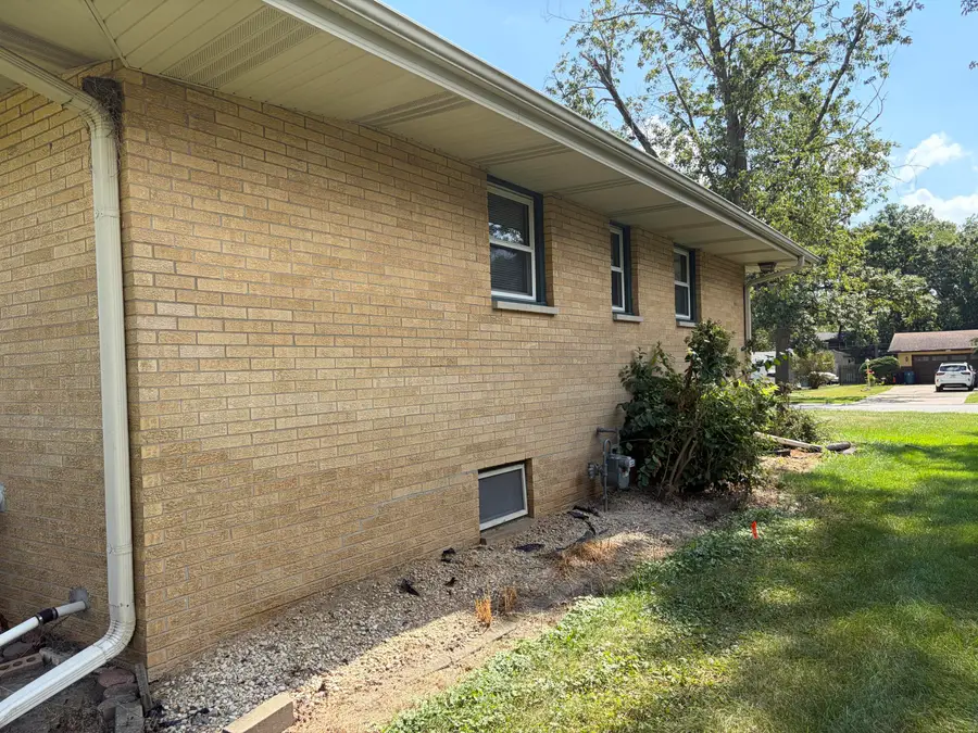 12170 S Oakwood Drive, Saint John, IN 46373 - #2