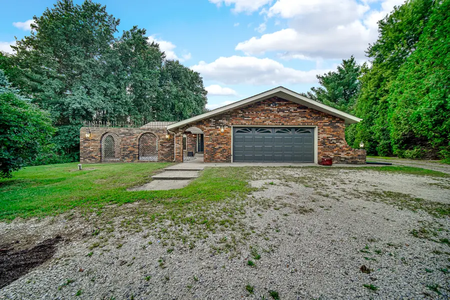 435 W 300 S, Valparaiso, IN 46385 - #2