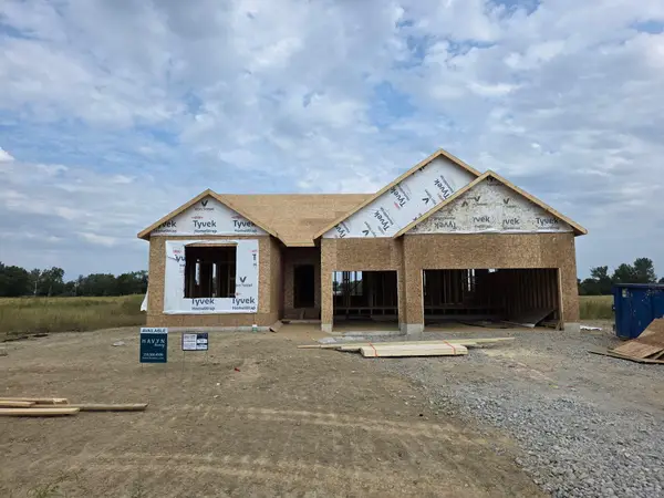 1858 Lambrusco Drive, Valparaiso, IN 46385