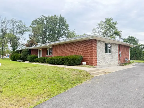 7202 E 83rd Avenue, Crown Point, IN 46307