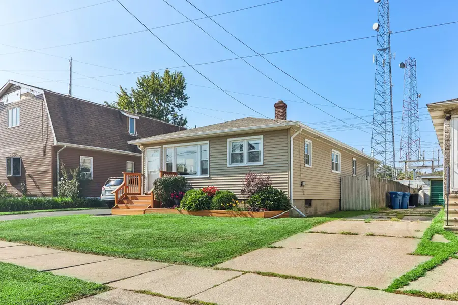8410 Gordon Drive, Highland, IN 46322 - #2
