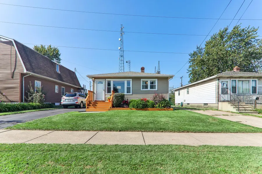 8410 Gordon Drive, Highland, IN 46322 - #3