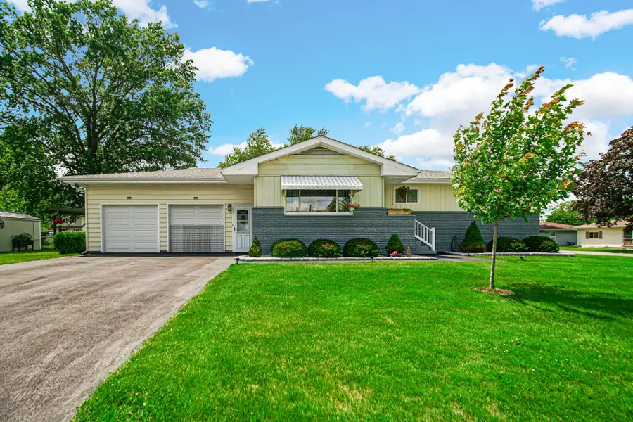 1001 W 39th Avenue, Hobart, IN 46342 - #2