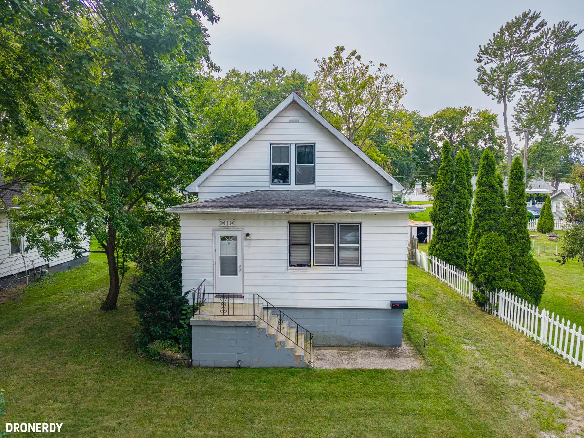 2113 Manhattan Street, Michigan City, IN 46360 - #1