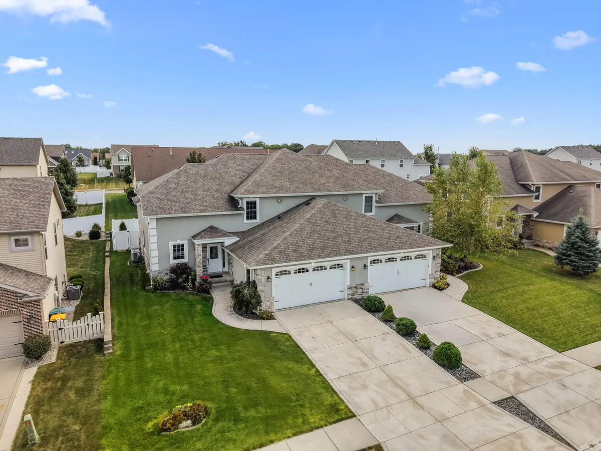3002 Kickbush Drive, Valparaiso, IN 46385 - #1