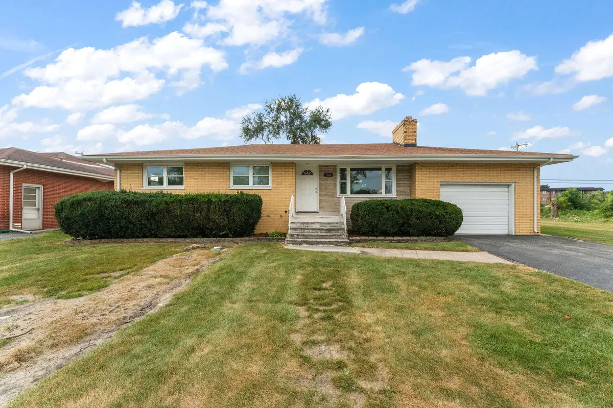 5600 Grant Street, Merrillville, IN 46410 - #1