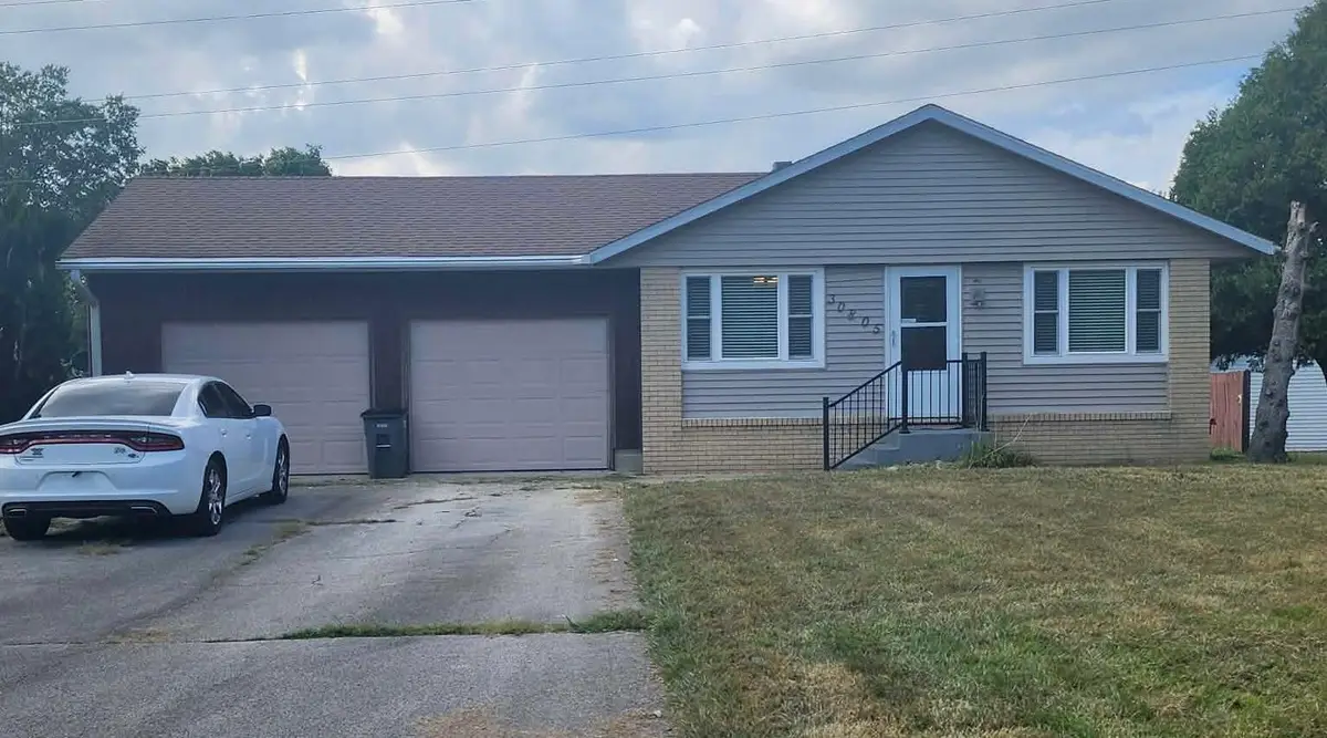 30805 Lincoln Drive, Granger, IN 46530 - #1