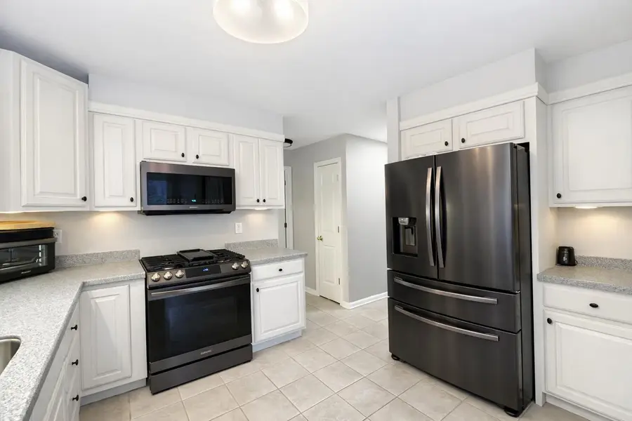 1717 Apple Blossom Drive, Munster, IN 46321 - #3