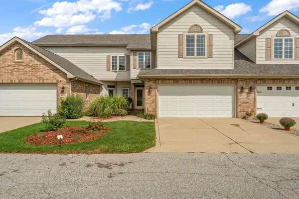 8092 Tuckaway Court, Winfield, IN 46307