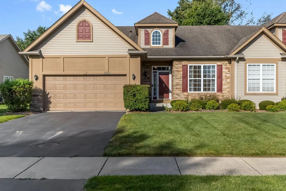 850 Manistee Avenue, Schererville, IN 46375 - #1