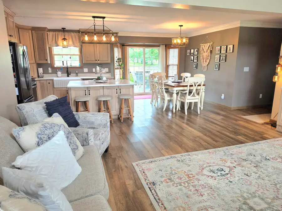 864 Jeflynn Drive, Kouts, IN 46347 - #2