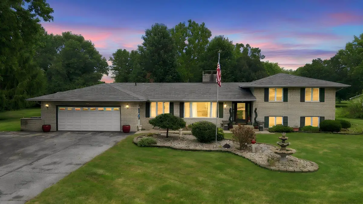247 Westgate Drive, Valparaiso, IN 46385 - #1