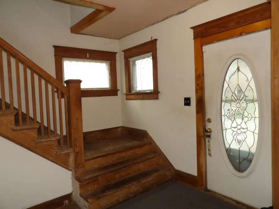 1208 Jackson Street, La Porte, IN 46350 - #3