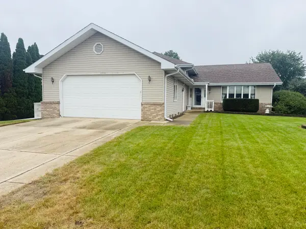 1401 Capri Lane, Dyer, IN 46311