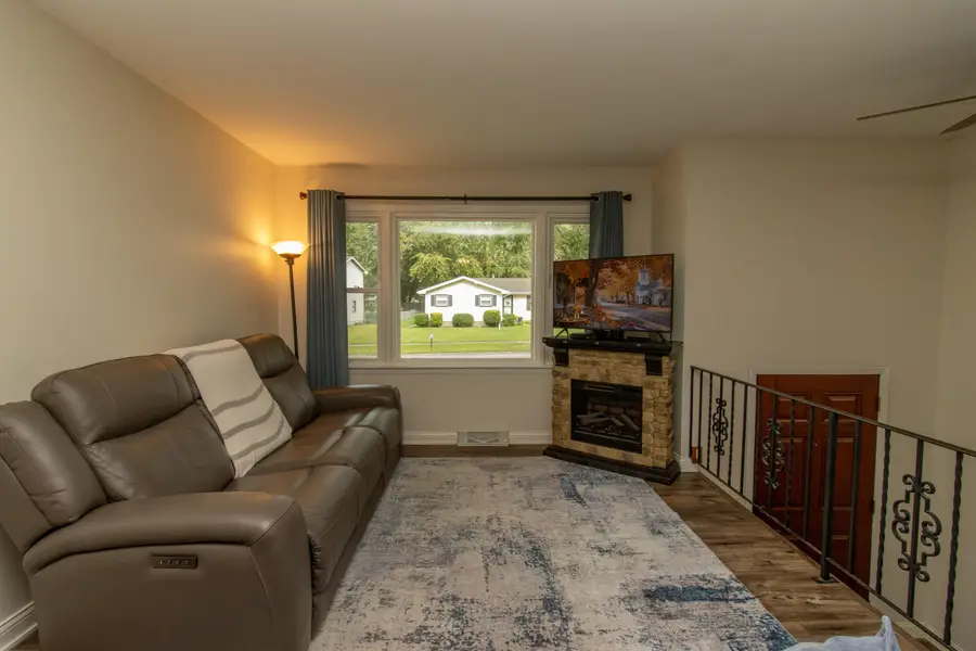 257 Navajo Trail, Lowell, IN 46356 - #2