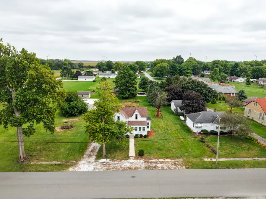 501 N Newton Street, Goodland, IN 47948 - #2