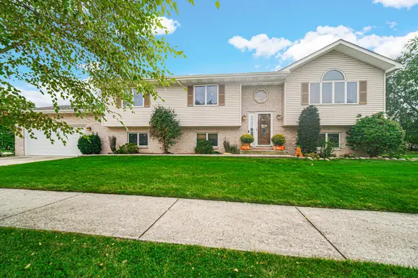 1509 Mockingbird Drive, Schererville, IN 46307