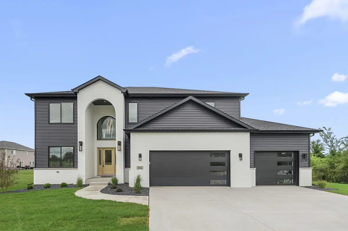 7635 Pierce Place, Merrillville, IN 46410 - #1