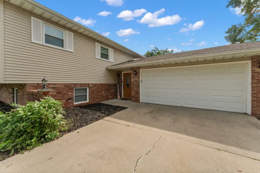 301 Primrose Circle, Chesterton, IN 46304 - #2