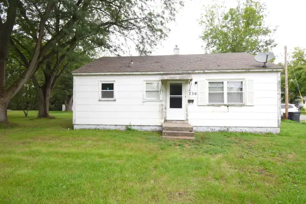 730 E Leopold Drive, Rensselaer, IN 47978