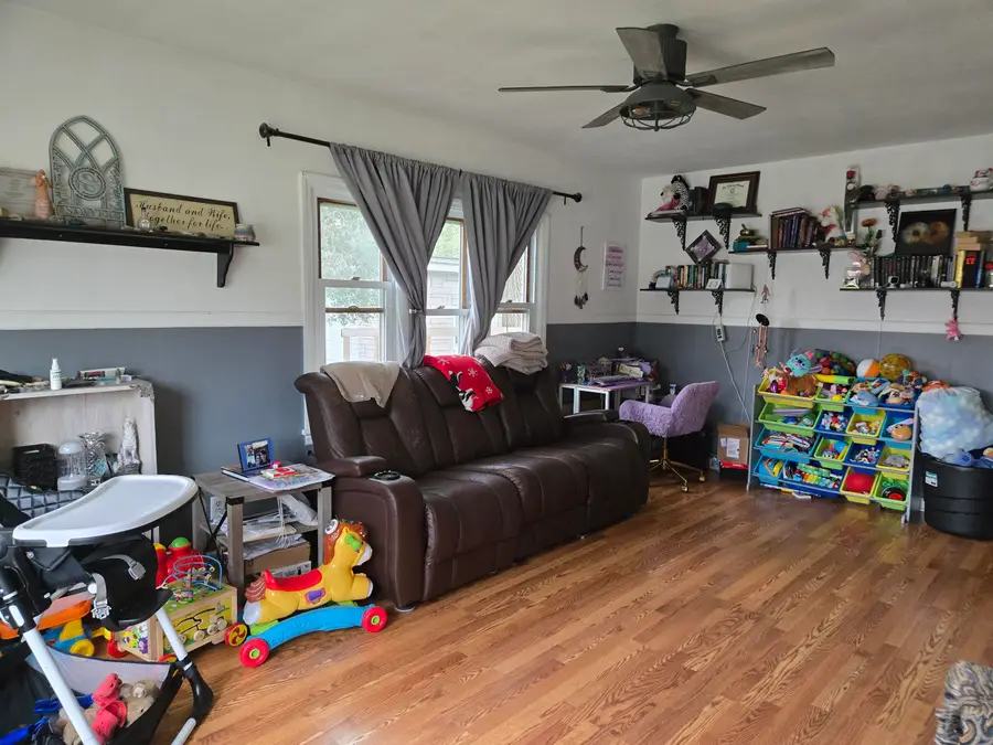 145 N Wood Street, Griffith, IN 46319 - #2