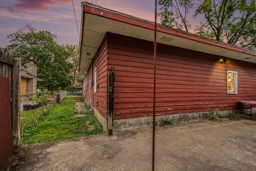 1702 Minnesota Street, Hobart, IN 46342 - #3