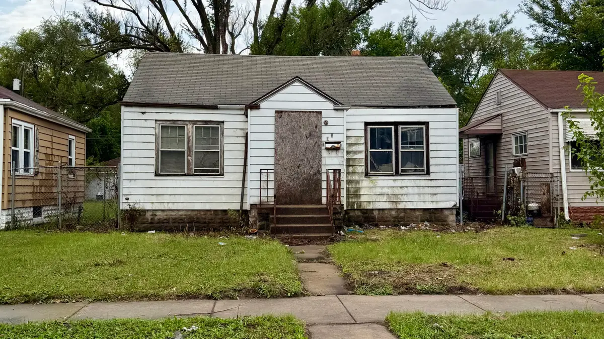 818 Louisiana Street, Gary, IN 46402 - #1