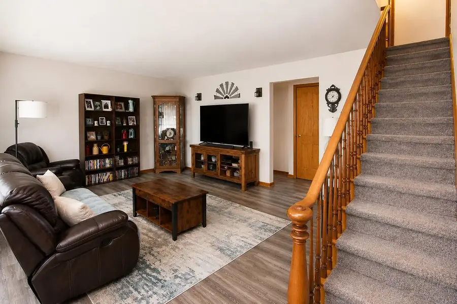 1103 Ohio Street, La Porte, IN 46350 - #3