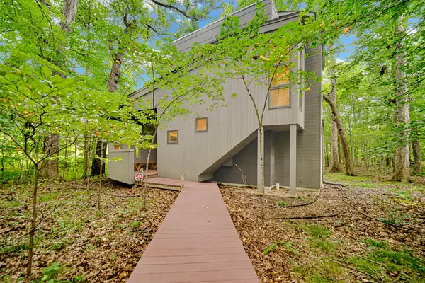 69 Tryon Farm Lane, Michigan City, IN 46360