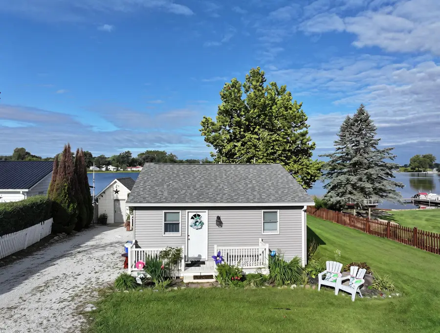 11086 W Silver Maple Drive, Kewanna, IN 46939 - #3
