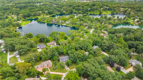12211 S Williams Court, Crown Point, IN 46307