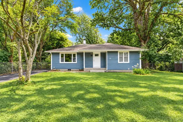 922 Hayes Street, Crown Point, IN 46307