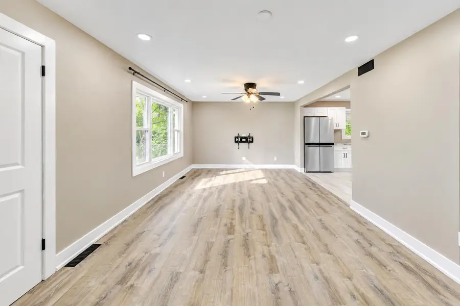 922 Hayes Street, Crown Point, IN 46307 - #2