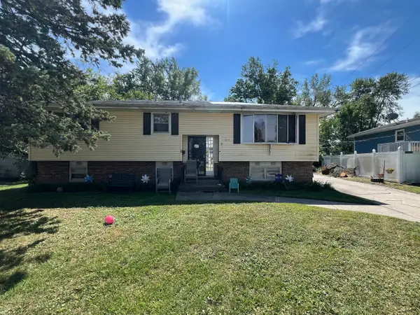 311 W 40th Lane, Griffith, IN 46319