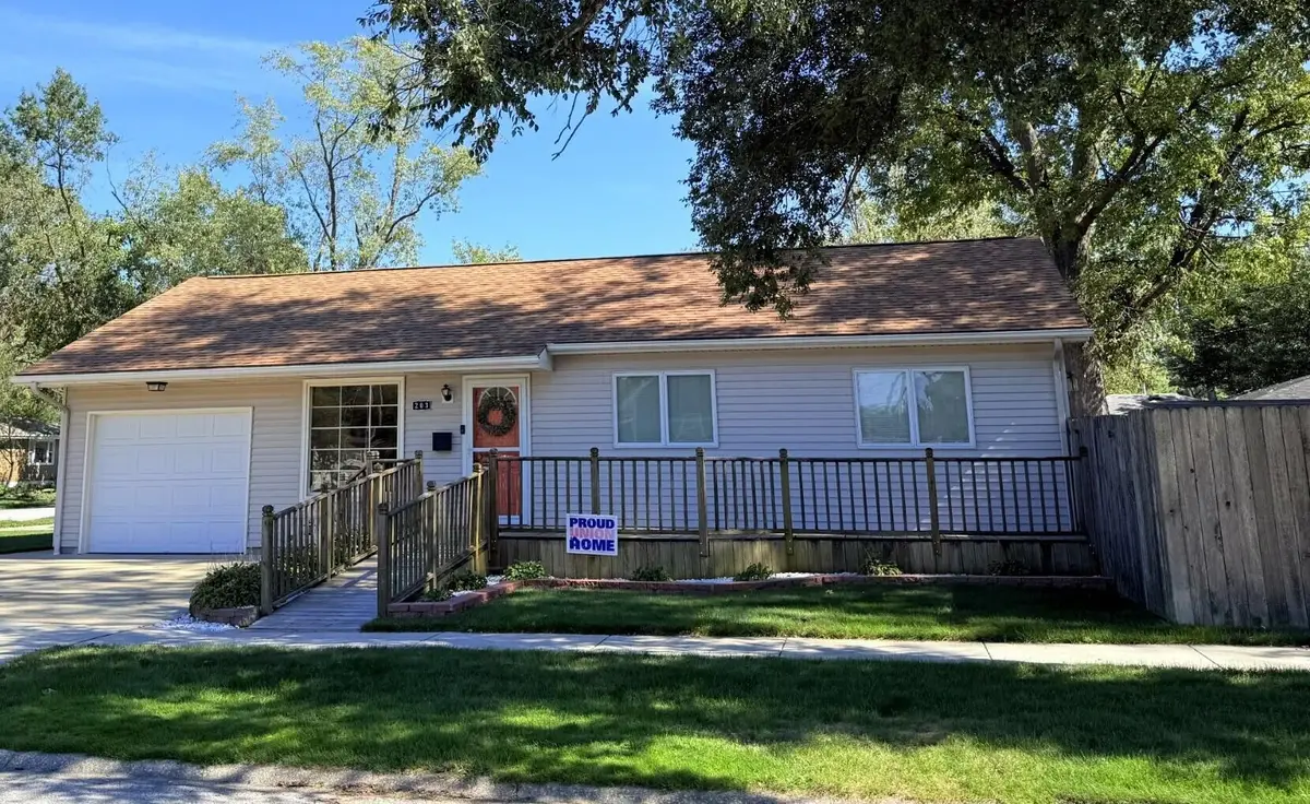 203 E Manor Drive, Griffith, IN 46319 - #1
