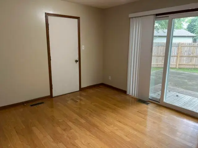 2001 Shaker Drive, Valparaiso, IN 46383 - #2