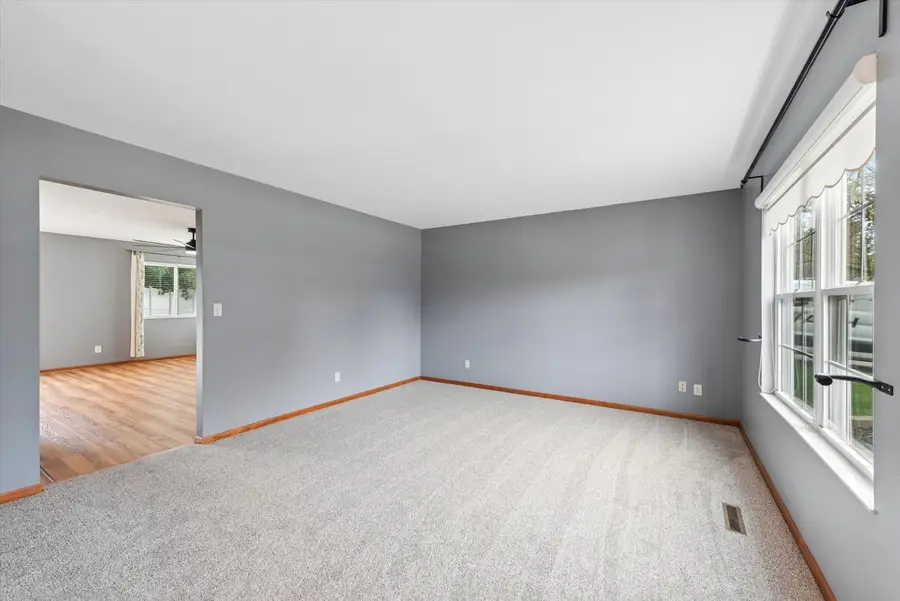 1674 Danvers Pkwy, Valparaiso, IN 46385 - #3