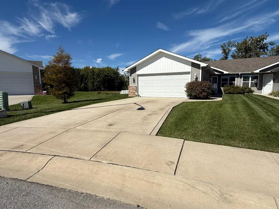8438 Madison Street, Merrillville, IN 46410 - #2
