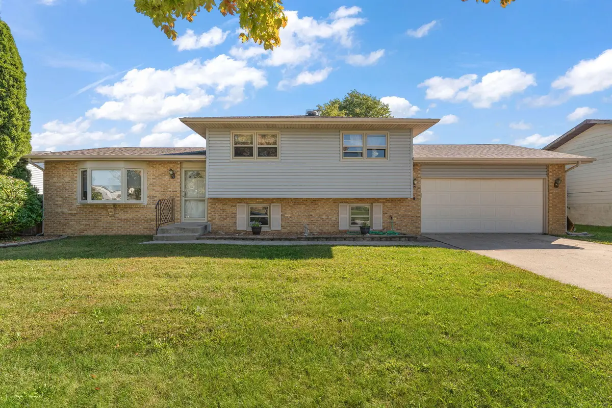 7465 Grant Street, Merrillville, IN 46410 - #1